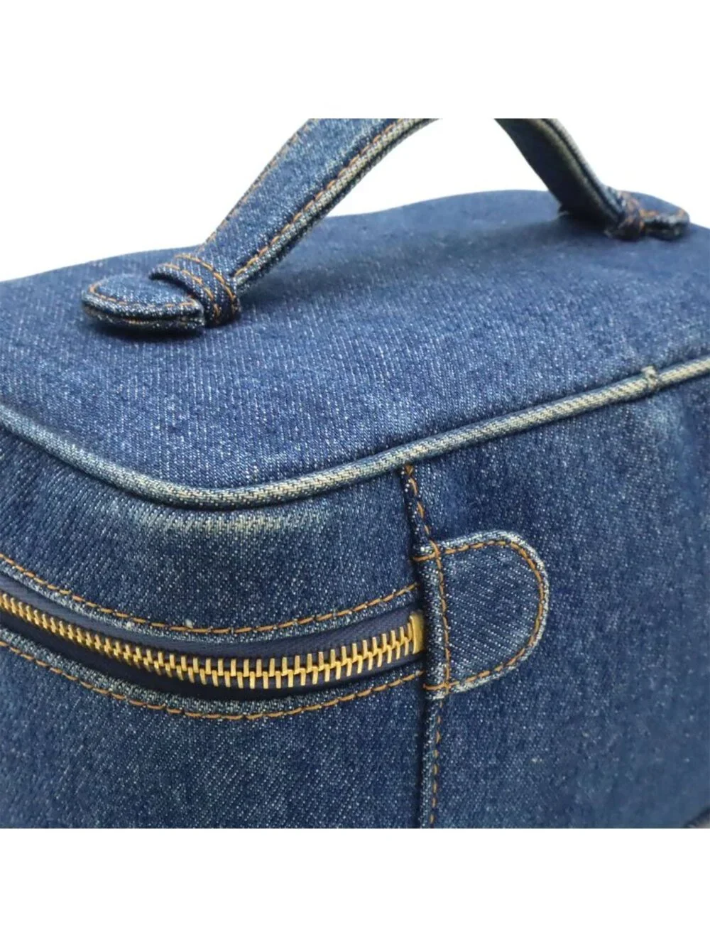 Chanel CC Logo Denim Vanity Handbag Makeup Pouch Blue Indigo Gold - Picture 4 of 9